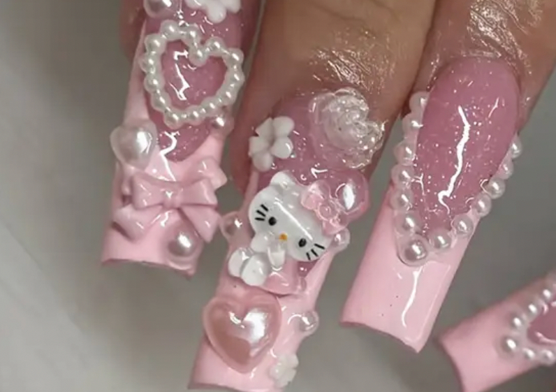 Pearly Hello Kitty
