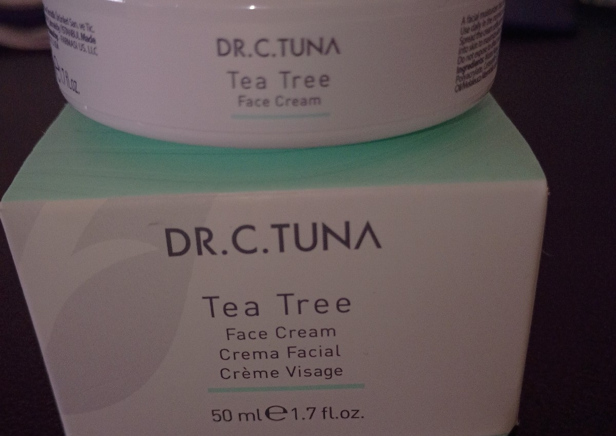 Dr. C. Tuna
Tea Tree Face Cream