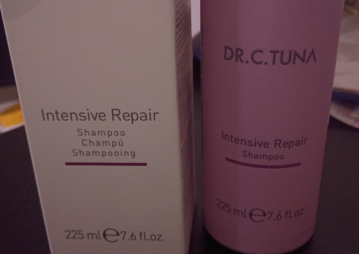 Dr. C. Tuna
Intensive Repair Shampoo