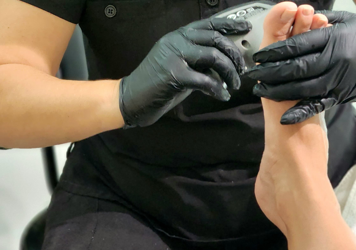 Pedicura Spa  con esmaltado en gel 